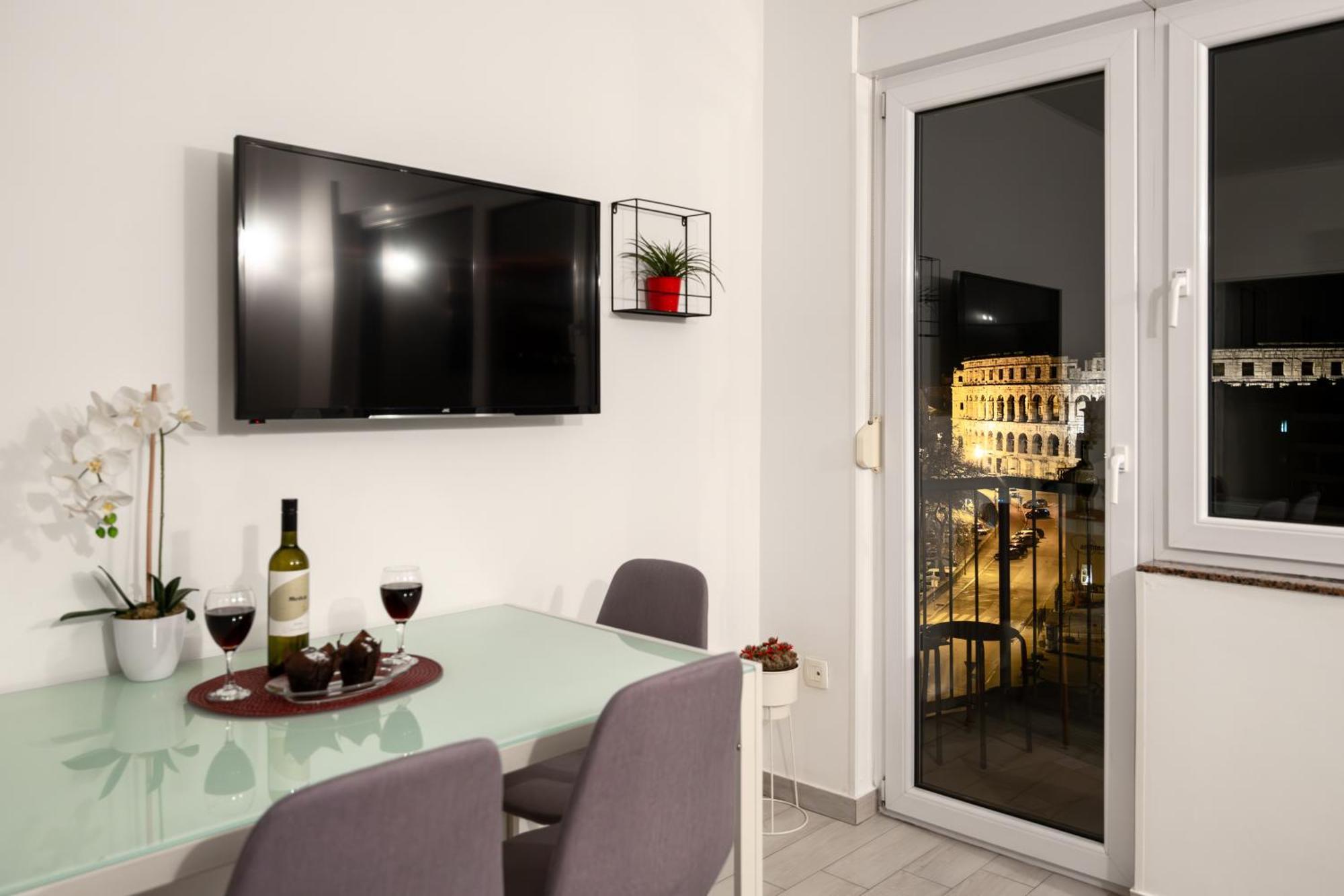 Ancora Center Apartment Pula Exteriör bild