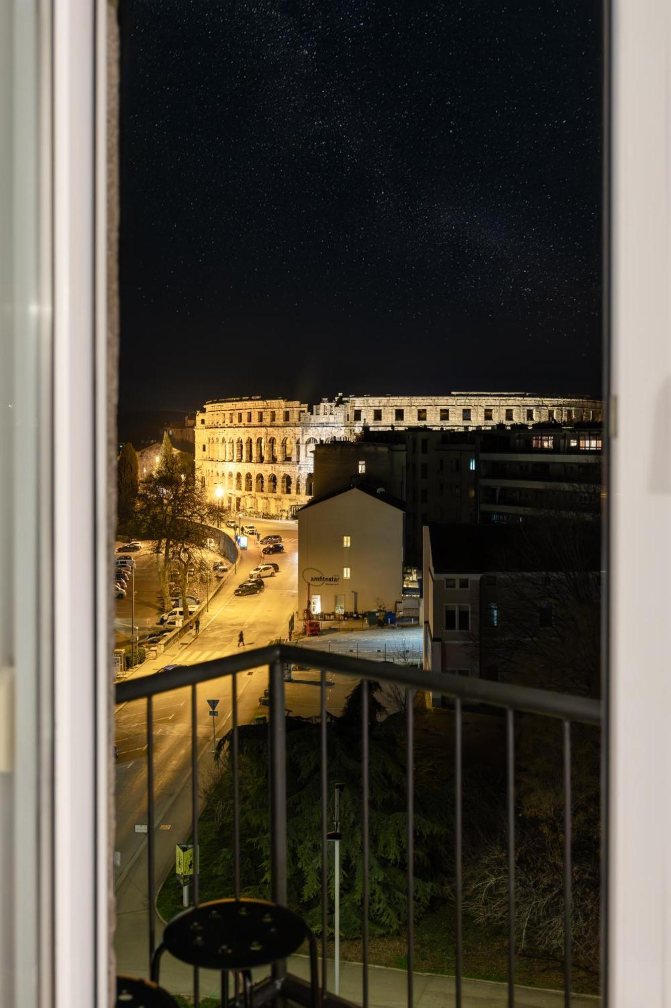 Ancora Center Apartment Pula Exteriör bild